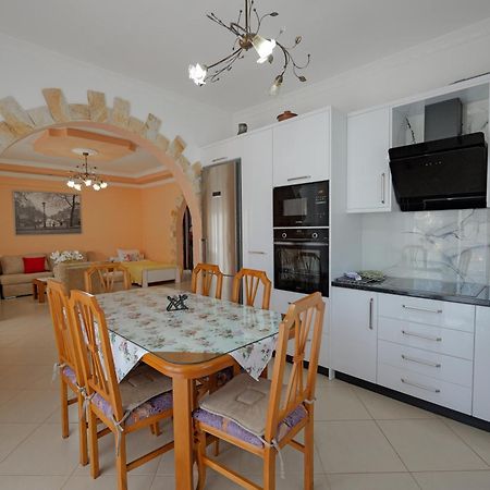 Kristal Apartments Ksamil Exterior foto