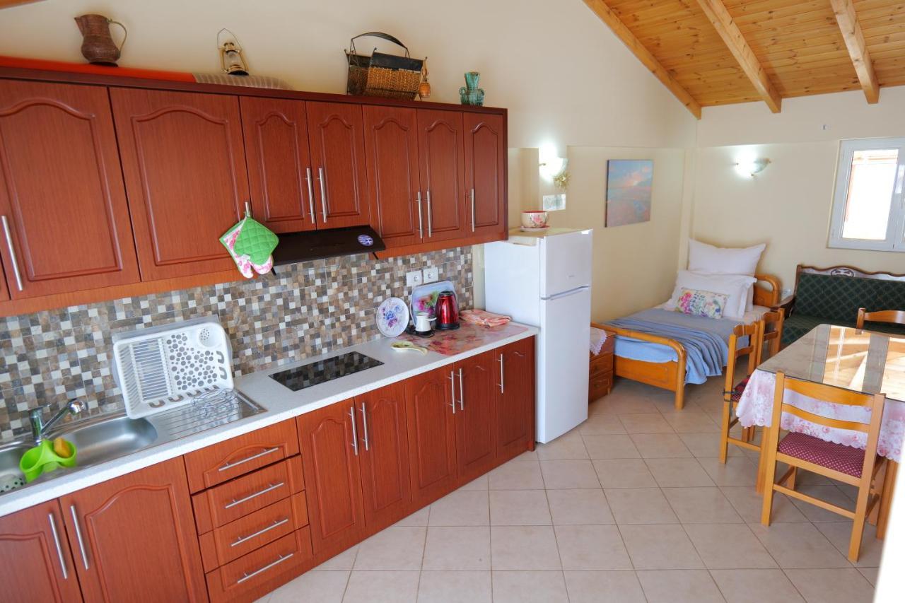 Kristal Apartments Ksamil Exterior foto